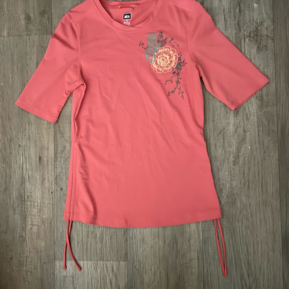 REI Coral Short-Sleeve Tee with Floral Graphic